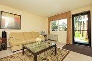 LONDON SQUARE Apartments