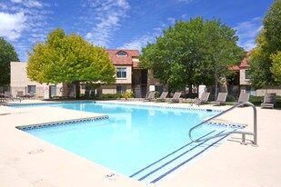 Cinnamon Tree Apartments