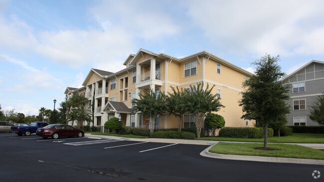 Carlyle at Bartram Park Apartments