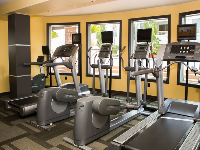 The Pointe at Warner Center Apartments