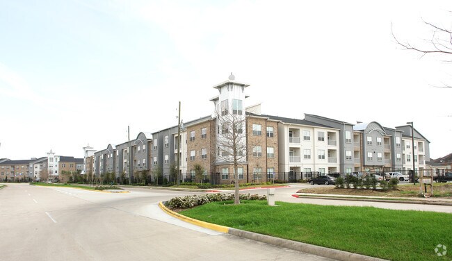 Eclipse Apartments