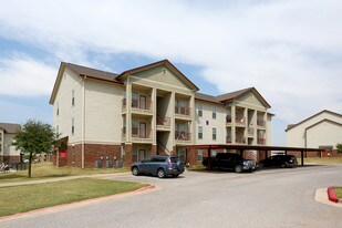 The Flats at MacArthur Apartments