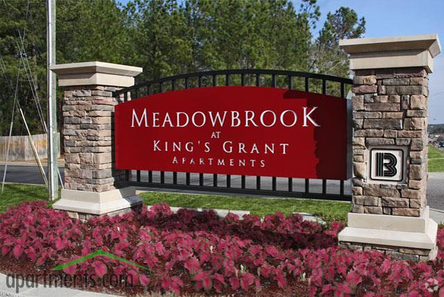 Meadowbrook at Kings Grant Apartments