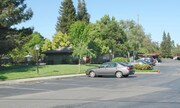 Woodleaf Apartments