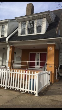 135 E Roosevelt Blvd Apartments