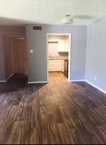 Valencia Park Apartments