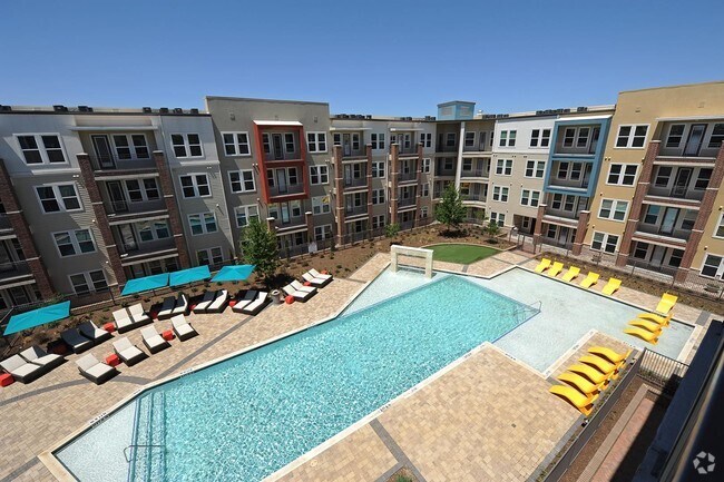 Landmark On Lovers Lane Apartments