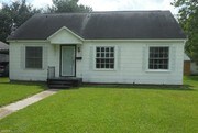 Single-Family Home for Rent $995