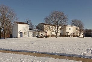 Mill Creek Townhouses Apartments