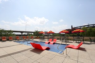 Pointe 400 Apartments