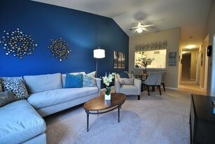 Glens at Rolling Ridge Apartments