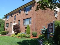 Highland Manor Apartments
