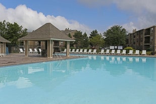 Wind River Lodge Apartments