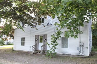 16 Penobscot St Orono ME Apartments