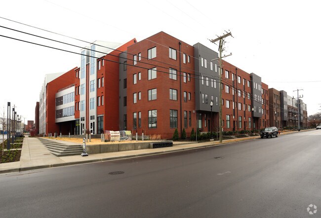 The Flats at Taylor Place Apartments