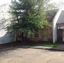 3 Bedroom Townhome for Rent $1200