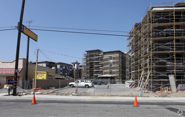 Artisan at Main Street Metro Apartments