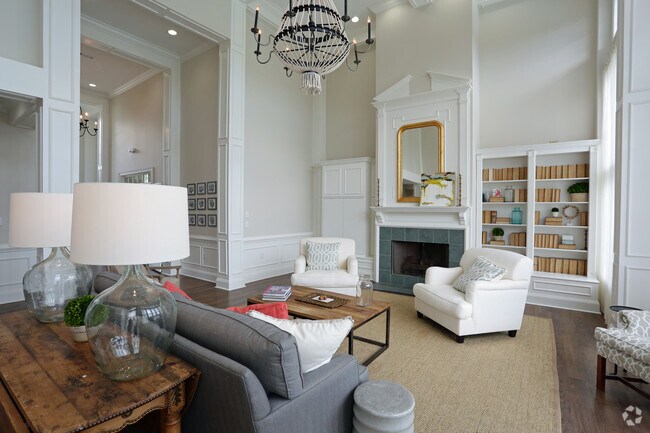 Sturbridge Commons Apartments