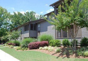 The Paddock Club at Providence Apartments