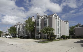 LAKES OF CHATEAU SOUTH Apartments