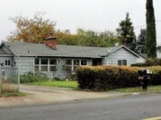 1536 Cloverlawn Dr Grants Pass OR