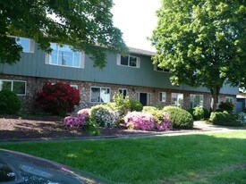 859 8th Ave Longview WA Apartments