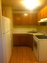 16 Bell Ct East Hartford CT Apartments