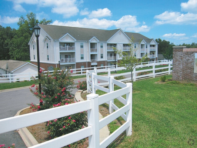 1451 W Lincoln Trail Blvd Radcliff, KY 40160 Rentals ...