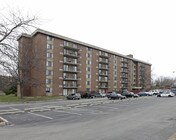 Cinnamon Lake Towers Apartments