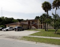 225 Bryan Ave Apartments