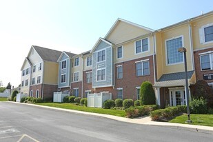 Fairmount Park Apartment Homes