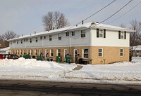 600 1st St S Apartments