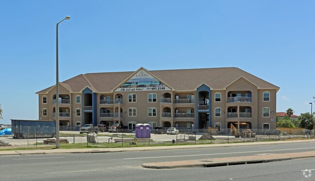 La Joya Bay Resort Apartments