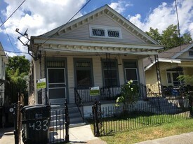 433 S Scott St New Orleans LA Apartments
