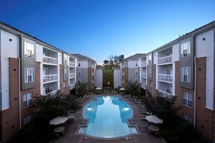 Camden Fair Lakes Apartments
