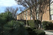 Western Oaks Apartments
