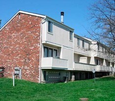 Lake Eden Apartments and Townhomes
