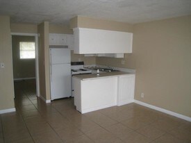 771 SW 8th St Pompano Beach FL Apartments