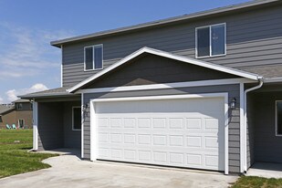 South Point Townhomes Apartments