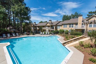 Creekside at White Oak Apartments