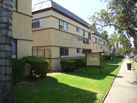 762 N Gordon St Pomona CA Apartments