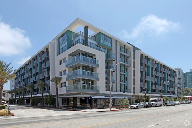 Stella Apartments