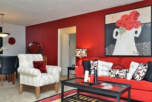 City Summit Apartments