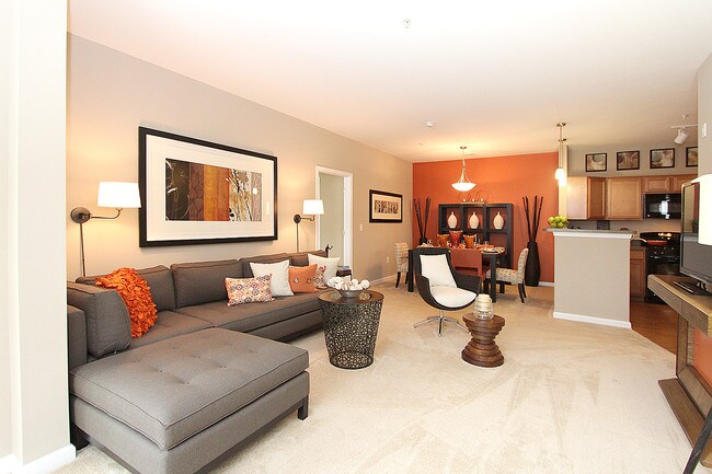 The Elms at Signal Hill Station Apartamentos
