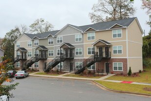 Red Oak Village Apartments