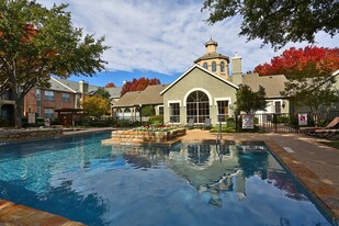 Lincoln Vineyards Apartments