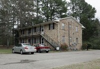 475 W Poplar Ave Apartamentos