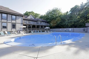 Woodcrest Apartment Homes