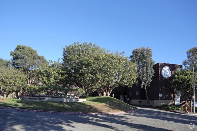 Mariners Bay Apartments