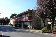 Fremont Pines Apartments